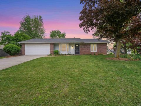 1302 Superior Drive, Auburn, IN 46706 - #: 202518809