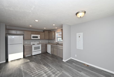 Tiny photo for 601 S Burson Street, Winamac, IN 46996 (MLS # 202633888)