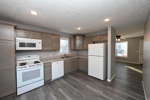 Tiny photo for 601 S Burson Street, Winamac, IN 46996 (MLS # 202633888)