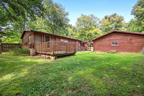 Tiny photo for 4919 E St Rd 58, Bloomfield, IN 47424 (MLS # 202536683)