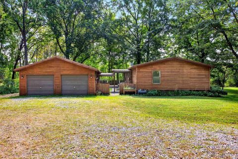 Tiny photo for 4919 E St Rd 58, Bloomfield, IN 47424 (MLS # 202536683)