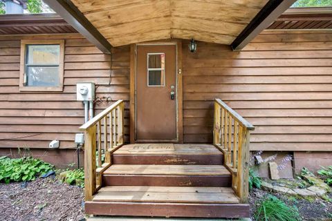 Tiny photo for 4919 E St Rd 58, Bloomfield, IN 47424 (MLS # 202536683)