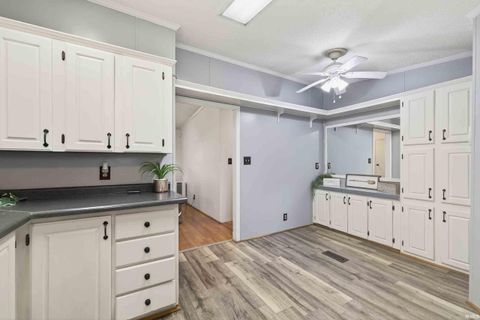 Tiny photo for 4919 E St Rd 58, Bloomfield, IN 47424 (MLS # 202536683)