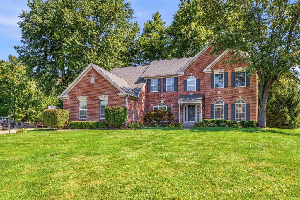 Photo of 6374 Timberbluff Circle, Avon, IN 46123 (MLS # 202635902)