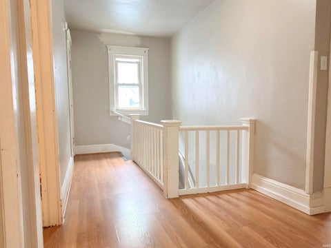 Tiny photo for 134 E Calvert Street, South Bend, IN 46613 (MLS # 202633378)