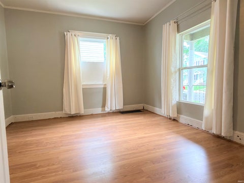 Tiny photo for 134 E Calvert Street, South Bend, IN 46613 (MLS # 202633378)