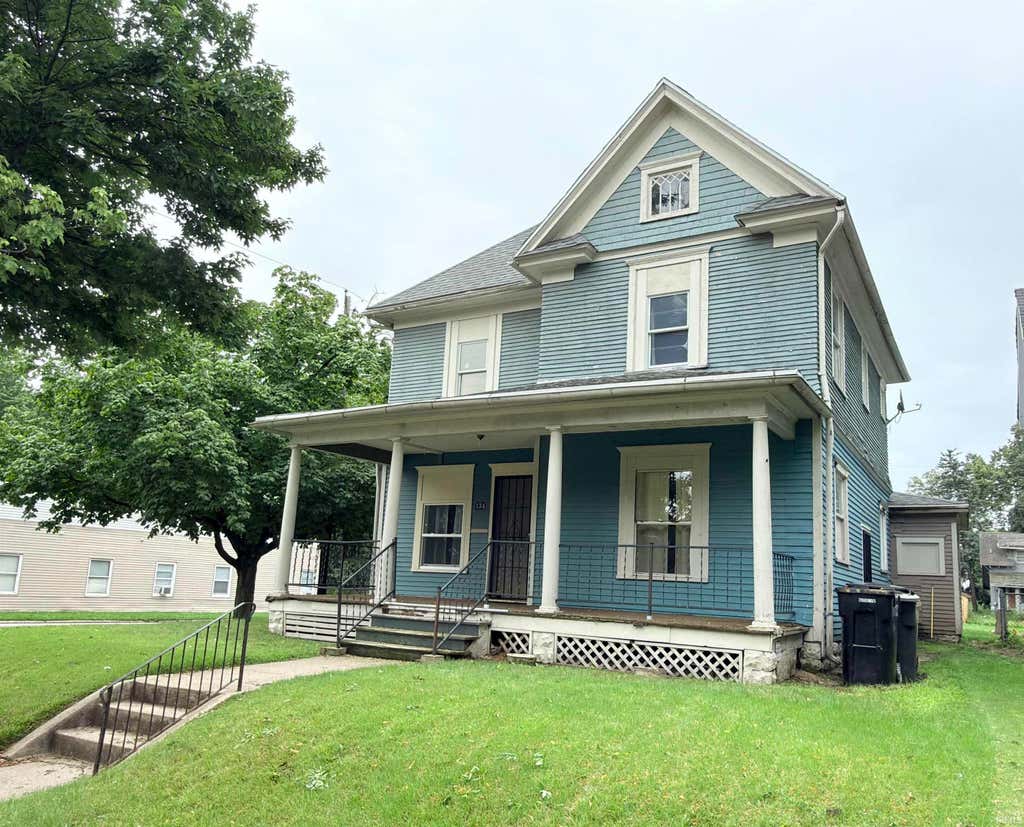 Photo of 134 E Calvert Street, South Bend, IN 46613 (MLS # 202633378)
