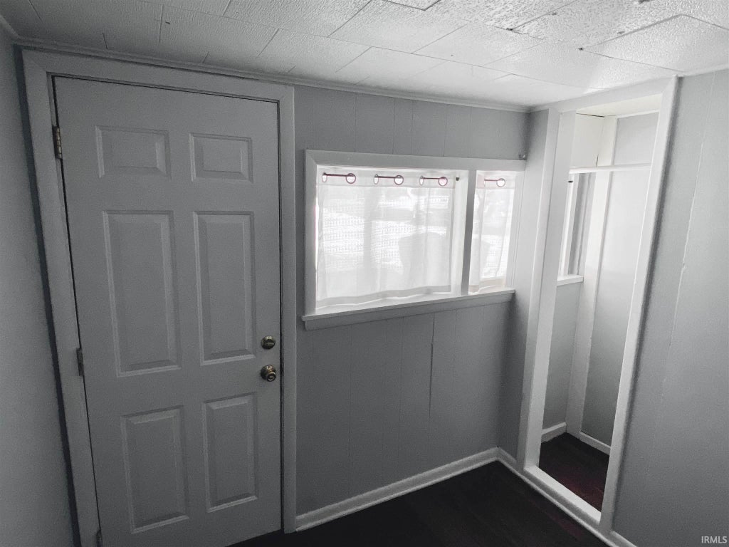 Photo of 809 S Washington Street, Bloomington, IN 47401 (MLS # 202641544)