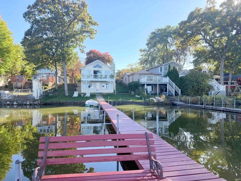 Tiny photo for 11506 E South Avenue, Walkerton, IN 46574 (MLS # 202643554)