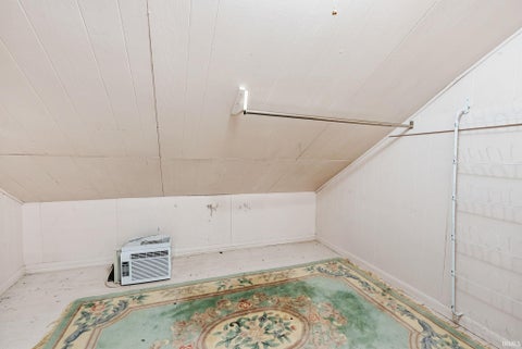 Tiny photo for 933 E Main Street, Warsaw, IN 46580 (MLS # 202637925)