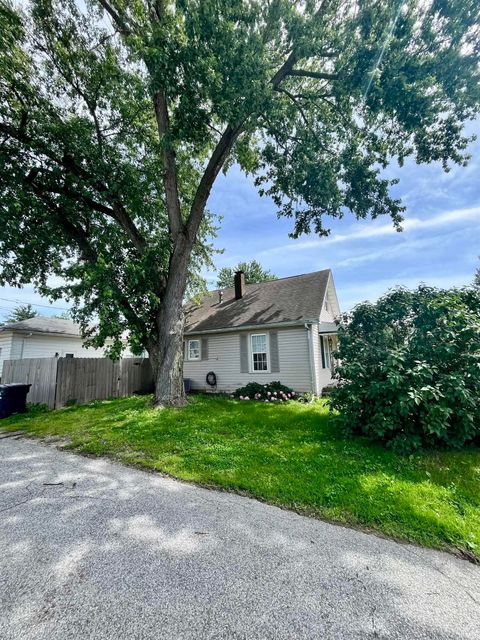Tiny photo for 1730 S Indiana Avenue, Kokomo, IN 46902 (MLS # 202620030)