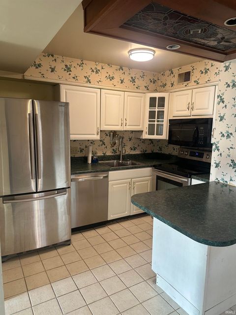 Tiny photo for 1106 W Boulevard Street, Kokomo, IN 46902 (MLS # 202601447)