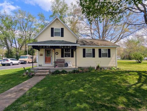 Photo of 415 S Illinois Street, Delphi, IN 46923 (MLS # 202613725)