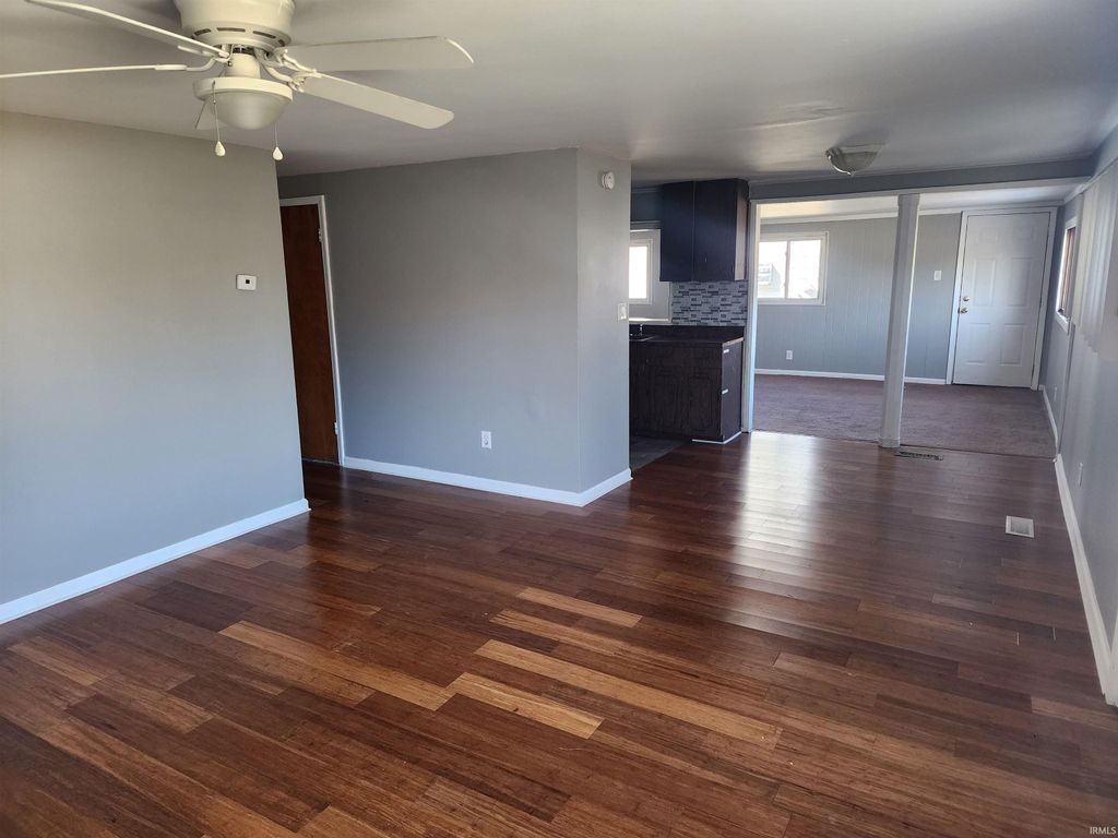 Photo of 2621 Belle Vista Boulevard, Fort Wayne, IN 46809 (MLS # 202606410)