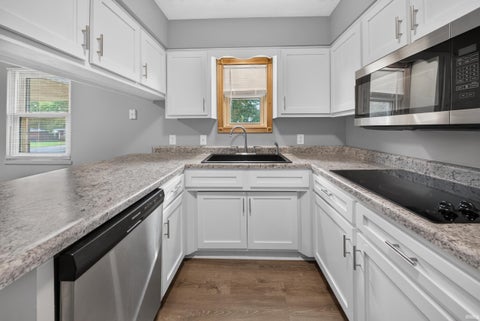 Tiny photo for 11600 Roedel Drive, Evansville, IN 47712 (MLS # 202644894)