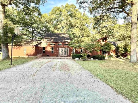 Photo of 471 N 48 E, Winamac, IN 46996 (MLS # 202540101)
