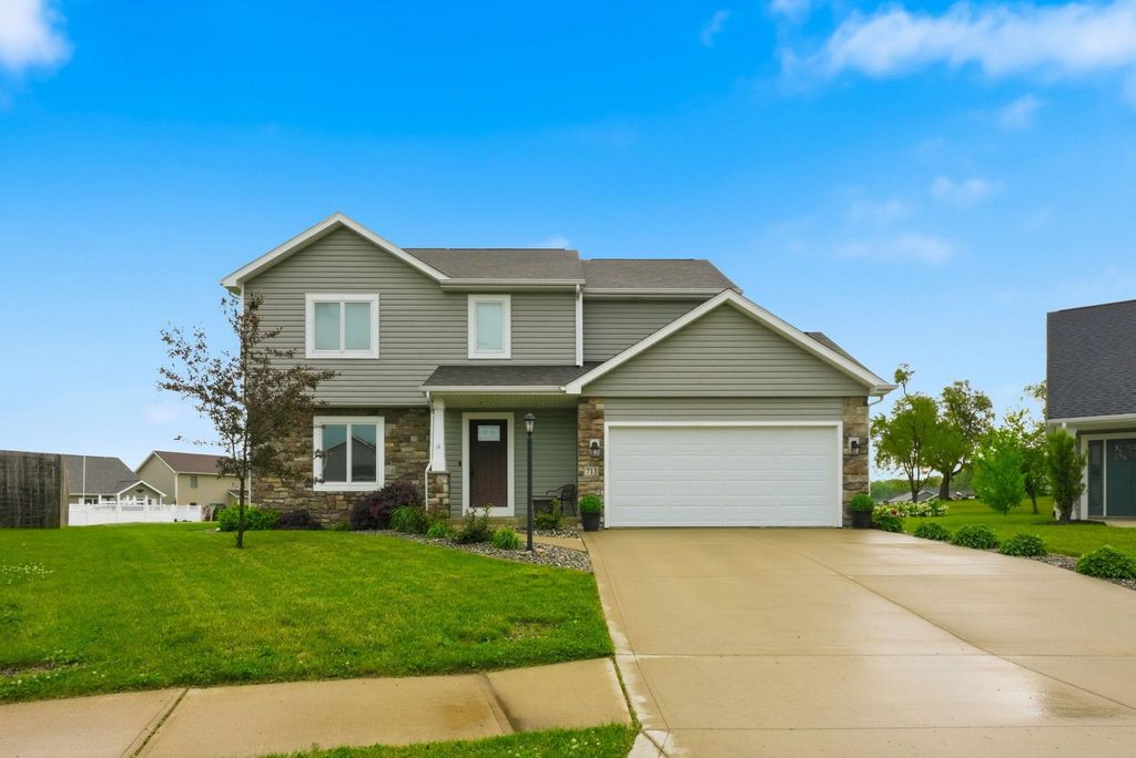 Photo of 713 Bailey Court, Angola, IN 46703 (MLS # 202619071)