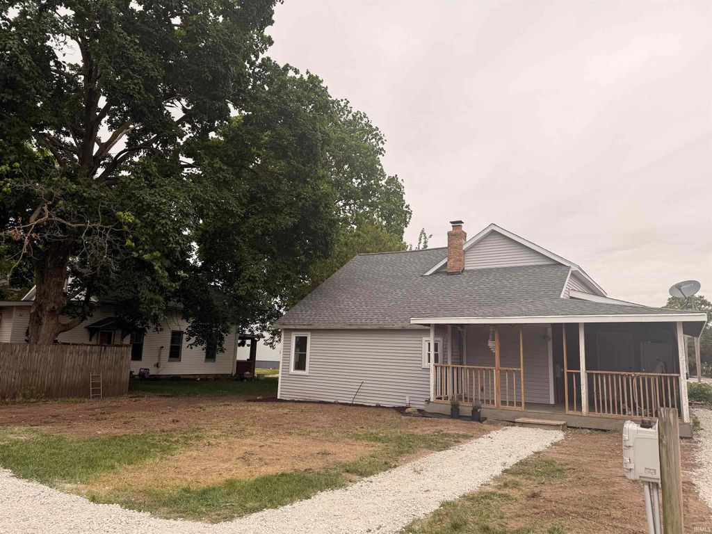 Photo of 104 E Prairie Street, Leesburg, IN 46538 (MLS # 202619814)