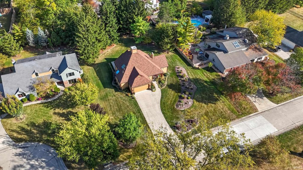 Photo of 521 Stockade Drive, Fort Wayne, IN 46825 (MLS # 202600028)