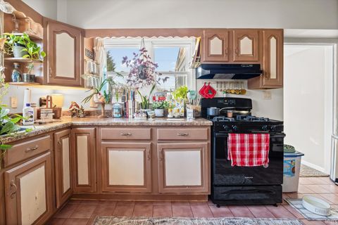 Tiny photo for 1902 N 16th Street, Lafayette, IN 47904 (MLS # 202549511)