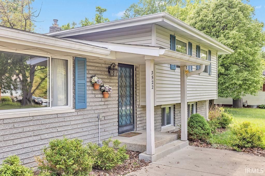 Photo of 3522 E Grandview Drive, Bloomington, IN 47408 (MLS # 202613096)