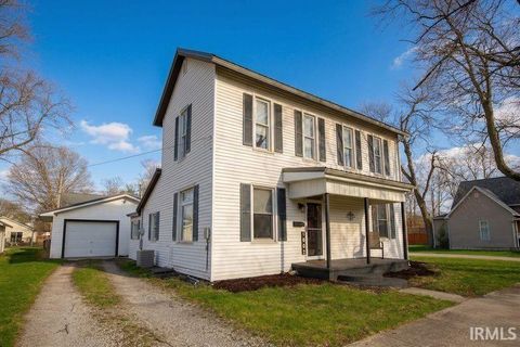 Tiny photo for 1002 Franklin Street, Rochester, IN 46975 (MLS # 202611472)