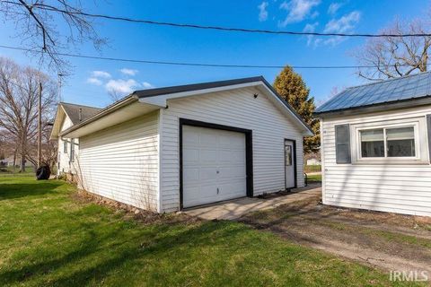 Tiny photo for 1002 Franklin Street, Rochester, IN 46975 (MLS # 202611472)