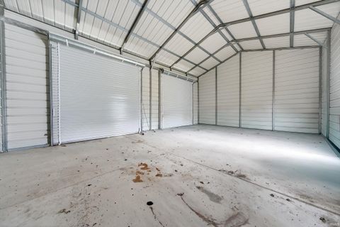 Tiny photo for 2114 Spear Street, Logansport, IN 46947 (MLS # 202610542)