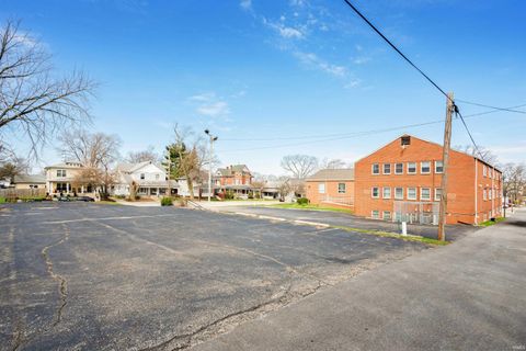 Tiny photo for 618 S Main Street, Kokomo, IN 46901 (MLS # 202612168)