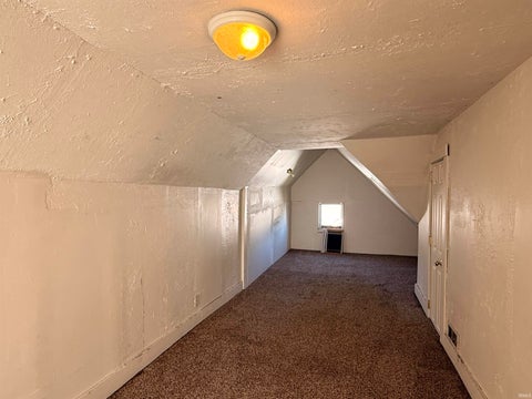 Tiny photo for 905 S Buckeye Street, Kokomo, IN 46901 (MLS # 202644412)