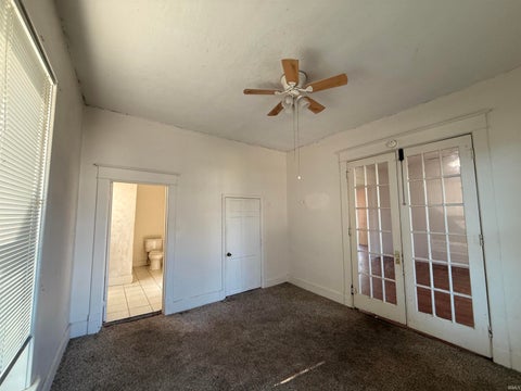 Tiny photo for 905 S Buckeye Street, Kokomo, IN 46901 (MLS # 202644412)