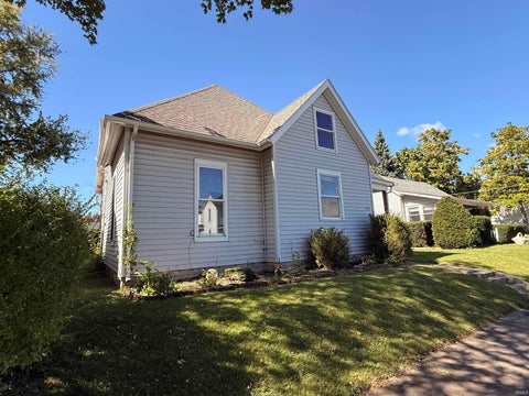 Tiny photo for 905 S Buckeye Street, Kokomo, IN 46901 (MLS # 202644412)