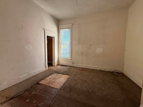 Tiny photo for 905 S Buckeye Street, Kokomo, IN 46901 (MLS # 202644412)