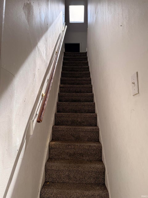 Tiny photo for 905 S Buckeye Street, Kokomo, IN 46901 (MLS # 202644412)