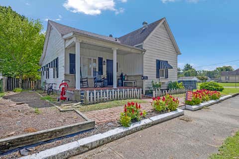 Tiny photo for 1030 S Gibson Street, Princeton, IN 47670 (MLS # 202634478)