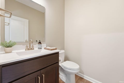Tiny photo for 10059 Gala Cove, Fort Wayne, IN 46835 (MLS # 202641944)