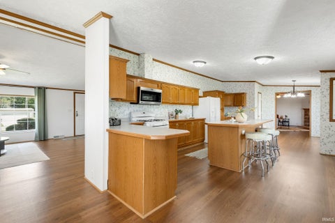 Tiny photo for 55899 Coyle Court, Mishawaka, IN 46545 (MLS # 202640393)