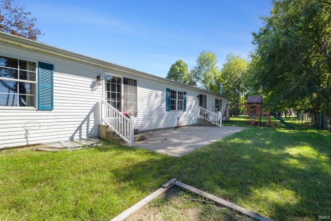 Tiny photo for 55899 Coyle Court, Mishawaka, IN 46545 (MLS # 202640393)