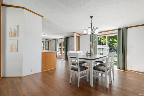 Tiny photo for 55899 Coyle Court, Mishawaka, IN 46545 (MLS # 202640393)