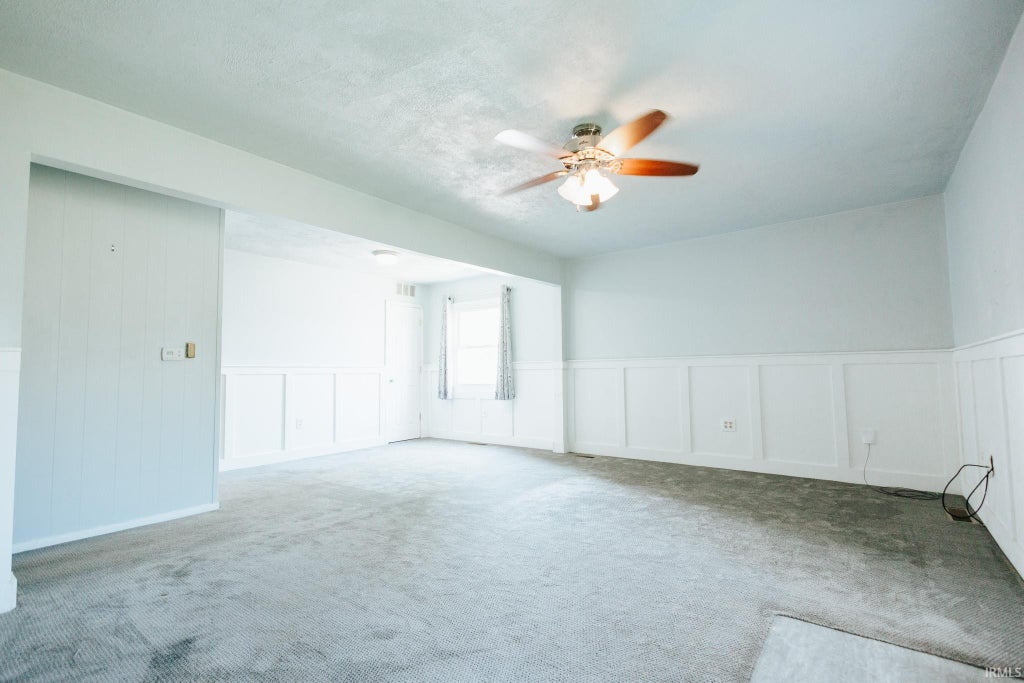 Photo of 4331 Stratford Road, Evansville, IN 47710 (MLS # 202634044)