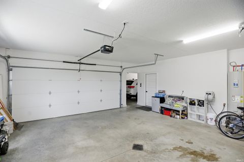 Tiny photo for 1908 Golfview Drive, Auburn, IN 46706 (MLS # 202616189)
