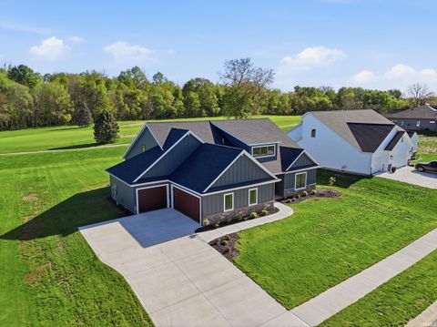 Tiny photo for 1908 Golfview Drive, Auburn, IN 46706 (MLS # 202616189)