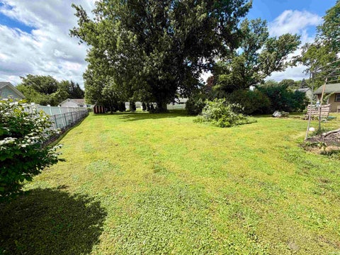 Tiny photo for 2313 Brookwood Drive, Logansport, IN 46947 (MLS # 202622958)