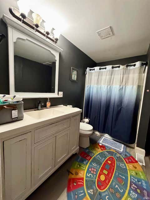 Tiny photo for 2313 Brookwood Drive, Logansport, IN 46947 (MLS # 202622958)