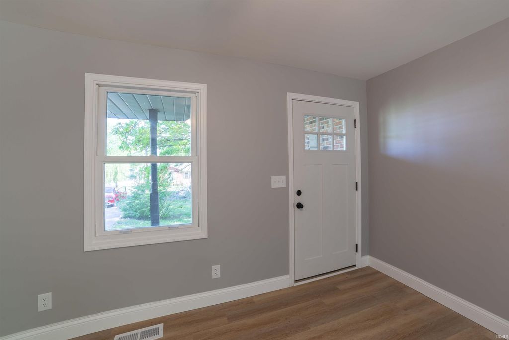 Photo of 615 Kiper Avenue, Boonville, IN 47601 (MLS # 202614126)