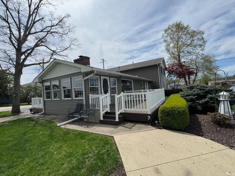 Tiny photo for 2516 Park Place, Rochester, IN 46975 (MLS # 202613722)