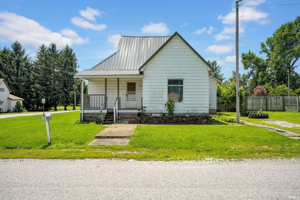 Photo of 328 Wells Avenue, Mitchell, IN 47446 (MLS # 202620757)