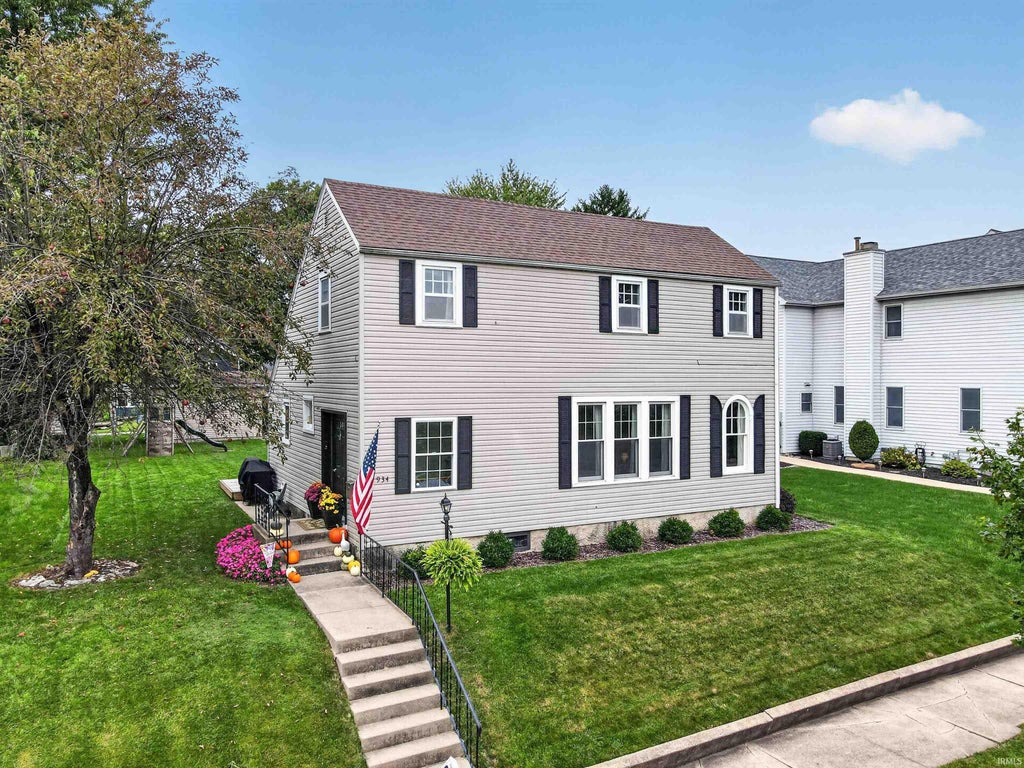 Photo of 934 Cherry Street, Huntington, IN 46750 (MLS # 202640509)