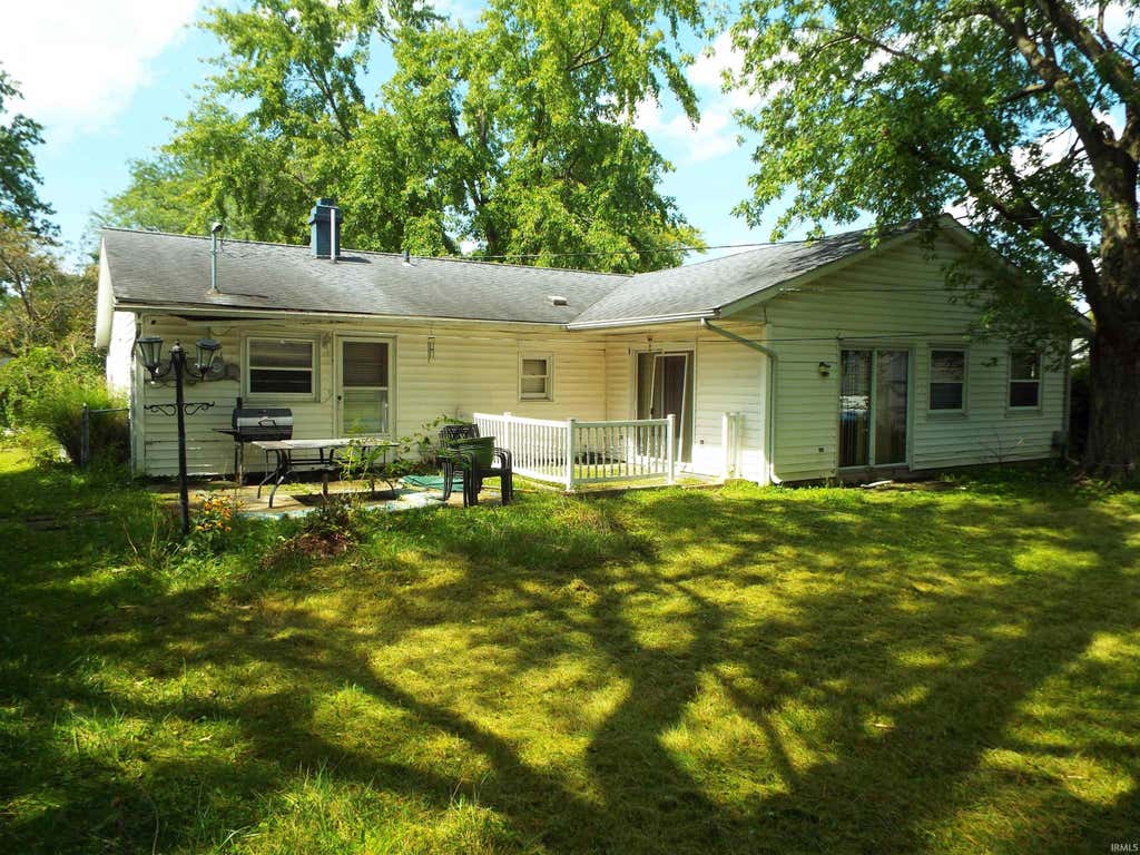 Photo of 7619 Kingsway Drive, Fort Wayne, IN 46819 (MLS # 202634674)