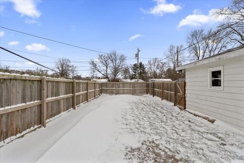 Tiny photo for 1222 E Beardsley Avenue, Elkhart, IN 46514 (MLS # 202600178)